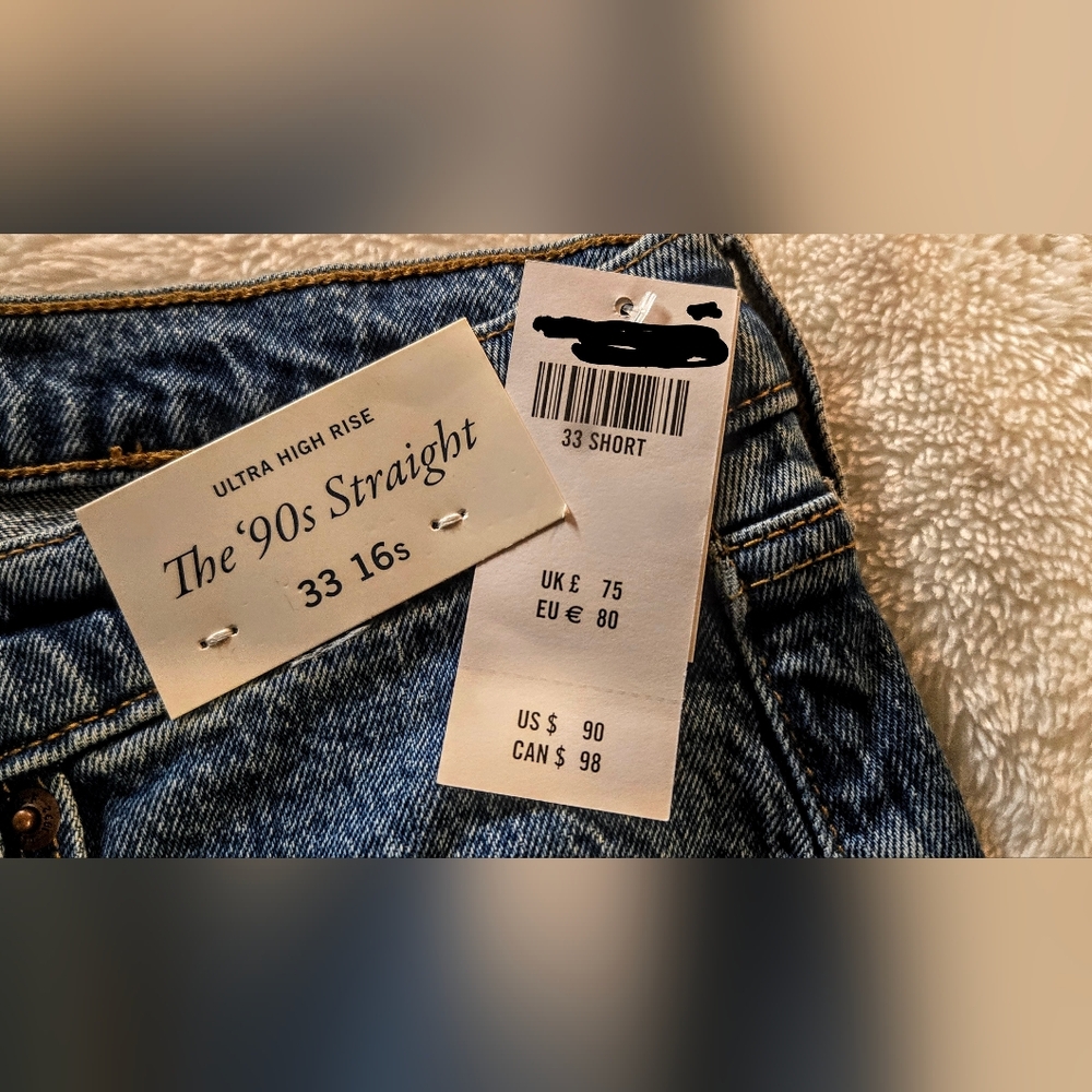 Never worn 90s Straight Ultra High Rise 33/16 Short Womens Jeans - Picture 4 of 5